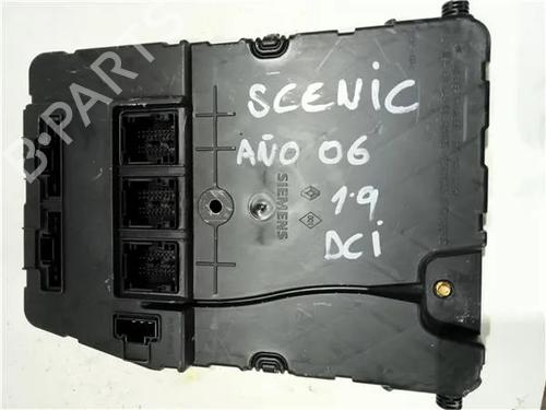 Used Fuse box RENAULT GRAND SCÉNIC II (JM0/1_) 1.9 dCi (JM0G, JM12, JM1G, JM2C) (120 hp) 23922124