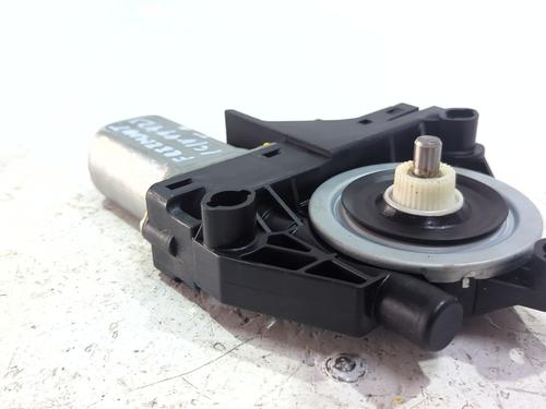 Left front window motor FIAT FREEMONT (345_) 2.0 JTD 4x4 | BP39048745E21 - Image 6