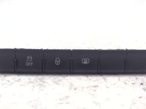 Used Switch Switch SKODA RAPID (NH3, NK3, NK6) 1.6 TDI (105 hp) 40260216 40260216
