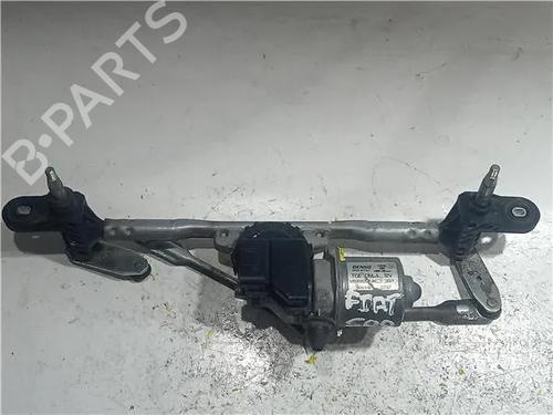 Used Front wiper motor FIAT 500 (312_) 1.3 D Multijet (312AXB1A) (75 hp) 23915543