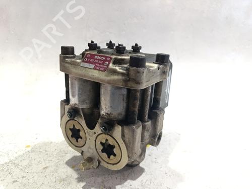Used ABS pump ABS pump BMW 7 (E32) 750 i, iL V12 (300 hp) 39951074 39951074