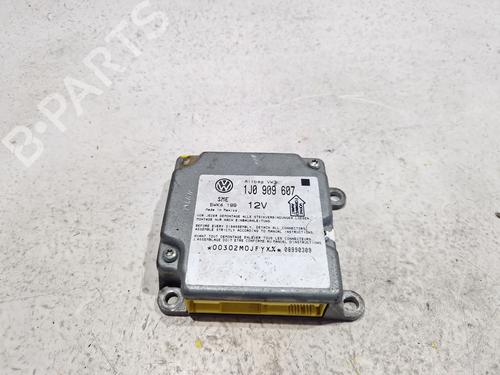Airbag module VW PASSAT B5 (3B2) 1.6 (101 hp) 29401220