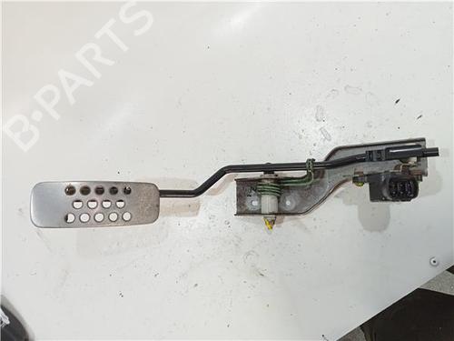 Used Pedal NISSAN X-TRAIL I (T30) 2.2 dCi 4x4 (136 hp) 23909469