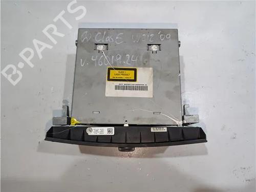 Radio MERCEDES-BENZ E-CLASS (W212) E 220 CDI / BlueTEC (212.001, 212.002) | BP23925408E6 