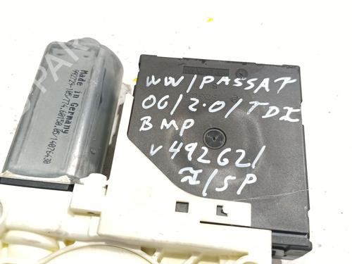 Left front window motor VW PASSAT B6 (3C2) 2.0 TDI | BP38726739E21 - Image 3
