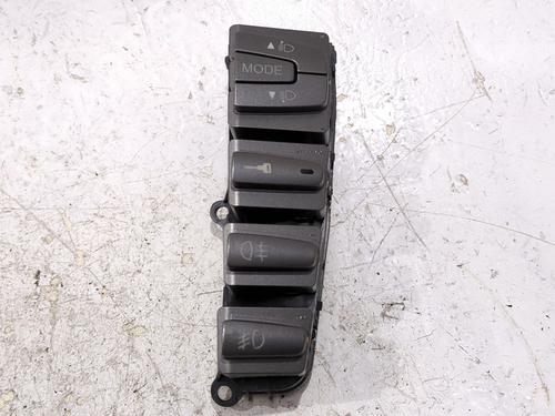 Used Switch Switch FIAT BRAVO I (182_) 2.0 HGT 20V (182.AD) (147 hp) 32844645 32844645