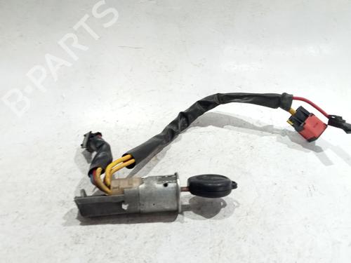 Used Ignition barrel PEUGEOT 106 I (1A, 1C) 1.1 (60 hp) 32281986
