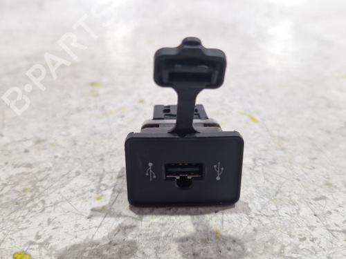 Used Switch Switch FIAT GRANDE PUNTO (199_) 1.3 D Multijet (199.AXD11, 199.AXD1A, 199.AXD1B,... (90 hp) 34125718 34125718