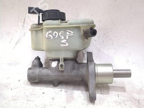 brake-master-cylinder-vw-golf-v-1k1-2003-2004-2005-2006-2007-2008-2009-2010-28623843 main image