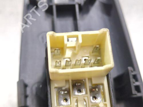 Right front window switch KIA CERATO I Saloon (LD) 2.0 CRDi | BP34277958I26 - Image 5