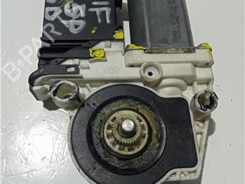 Used Right front window motor VW GOLF IV (1J1) 1.4 16V (75 hp) 23912217