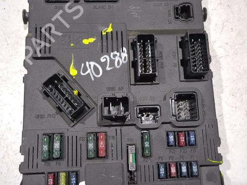 Used Fuse box PEUGEOT 306 Hatchback (7A, 7C, N3, N5) 1.9 D (69 hp) 23928136
