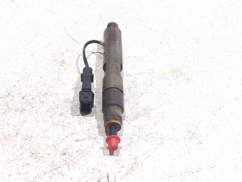 Used Injector RENAULT LAGUNA I (B56_, 556_) 1.9 dTi (B56J) (98 hp) 32165259