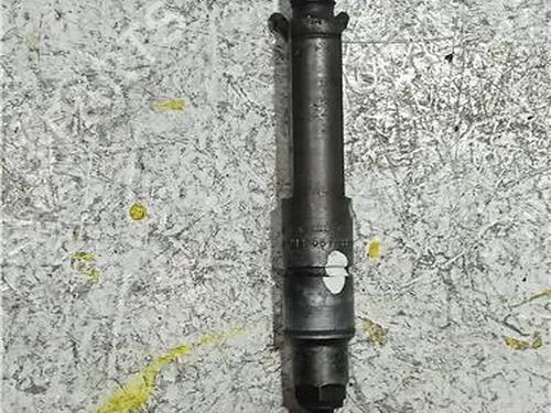 Used Injector VW GOLF III (1H1) 1.9 TDI (90 hp) 23915777