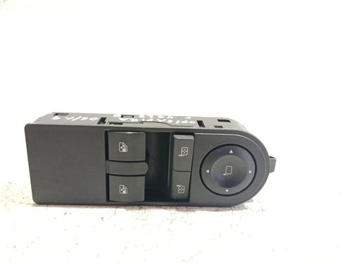 Used Left front window switch Left front window switch 39098709 39098709