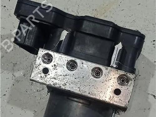 ABS pump TOYOTA AURIS (_E18_) 1.4 D-4D (NDE180_, NDE180R) | BP23922735M43 