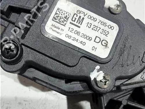 Pedal OPEL INSIGNIA A Saloon (G09) 2.0 CDTI 4x4 (69) | BP23931728I4 