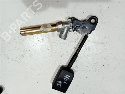 Used Seat buckle PEUGEOT 406 (8B) 2.0 HDI 110 (109 hp) 23909597