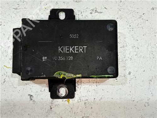 Used Comfort control module OPEL OMEGA B (V94) 2.5 TD (F69, M69, P69) (130 hp) 23907771