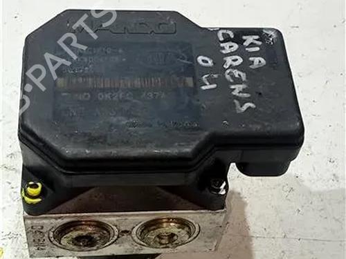 Used ABS pump KIA CARENS I MPV (FC, FJ) 1.8 i (110 hp) 23908788