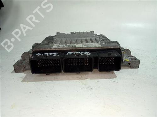 Used Electronic module RENAULT MEGANE I Classic (LA0/1_) 1.9 dCi (LA05, LA1F) (102 hp) 23913715