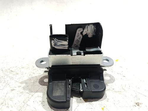 tailgate-lock-vw-golf-vii-5g1-bq1-be1-be2-2012-2013-2014-2015-2016-2017-2018-2019-2020-2021-40009355 main image