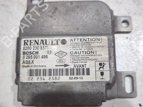 Used ECU airbags RENAULT CLIO II (BB_, CB_) 1.2 (BB0A, BB0F, BB10, BB1K, BB28, BB2D, BB2H, CB0A,... (58 hp) 24977342