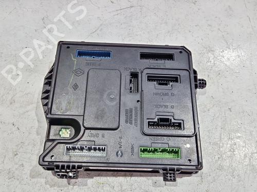 Used Electronic module RENAULT MEGANE II Saloon (LM0/1_) 1.5 dCi (LM1E) (106 hp) 30962929