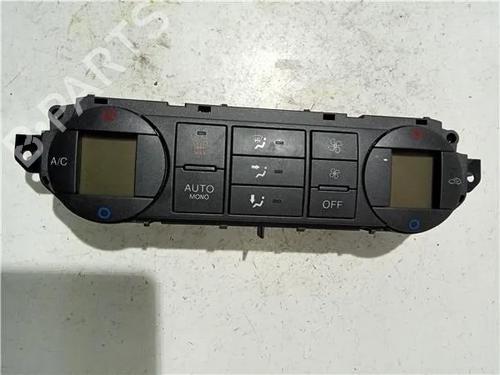 AC Styreenhet / Manøvreringsenhet FORD FOCUS C-MAX (DM2) 1.6 TDCi (109 hp) 23929524