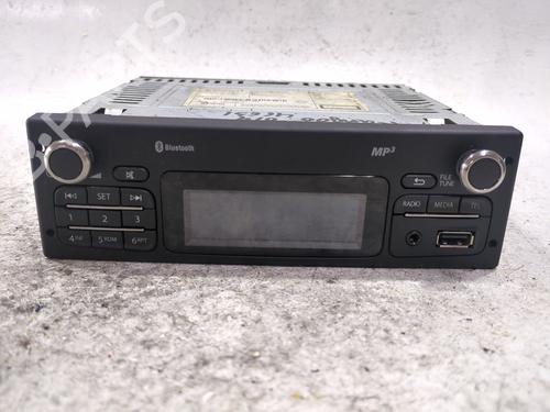 Used Radio Radio RENAULT KANGOO / GRAND KANGOO II (KW0/1_) 1.5 dCi 80 (KW15) (80 hp) 34122712 34122712