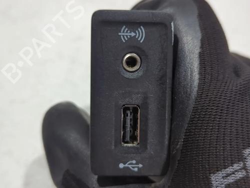 Used Switch VW TIGUAN (5N_) 2.0 TDI 4motion (170 hp) 24952523