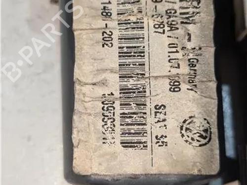 Rudehejsemotor forskærm venstre SEAT TOLEDO II (1M2) 1.9 TDI | BP23925017E21 
