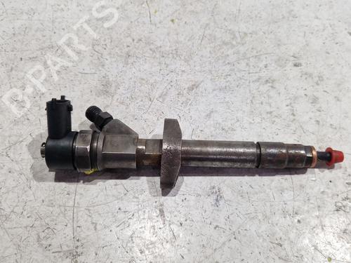 injector-renault-megane-iv-saloon-2016-32668975 main image