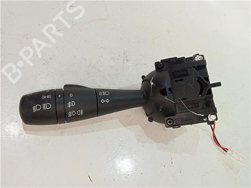 Used Switch DACIA SANDERO II 1.0 SCe 75 (B8JC, B8JD) (73 hp) 23912314