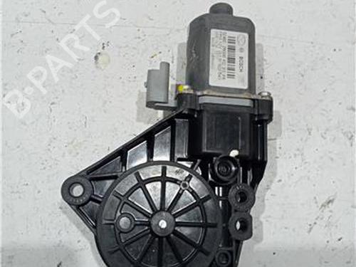 Used Right front window motor HYUNDAI i30 (FD) 1.6 (116 hp) 23920315