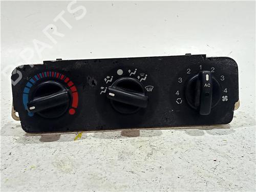 Used Climate control FORD MONDEO III Saloon (B4Y) 2.0 16V DI / TDDi / TDCi (90 hp) 23930489