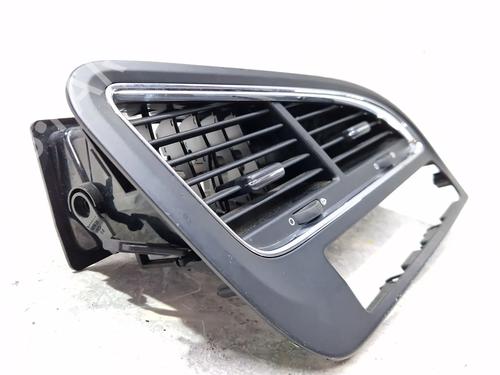 Air vent PEUGEOT 5008 (0U_, 0E_) 2.0 HDi 150 / BlueHDi 150 | BP29697968I21