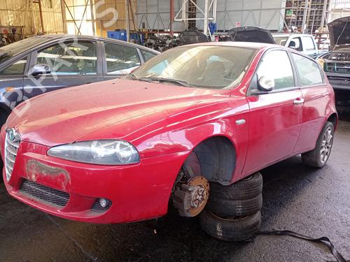 Brugte ALFA ROMEO 147 (937_) 1.6 16V T.SPARK ECO (937.AXA1A, 937.BXA1A) (105 hp) 4231995