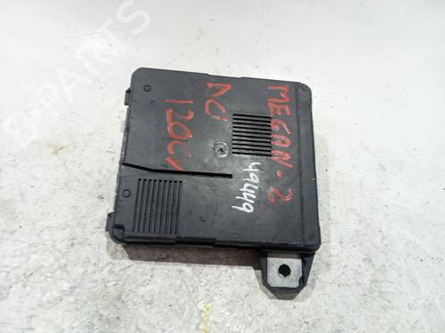 Used Fuse box RENAULT MEGANE II (BM0/1_, CM0/1_) [2001-2012]  27319617