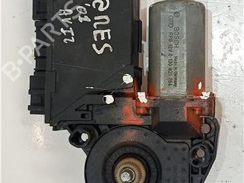 Rudehejsemotor forskærm højre AUDI A4 B5 (8D2) 2.5 TDI quattro (150 hp) 23912457