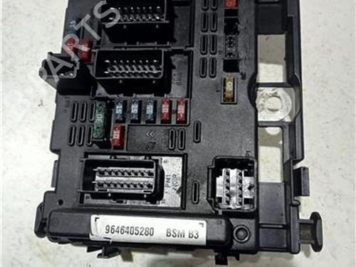 Used Fuse box CITROËN XSARA (N1) 1.9 TD (90 hp) 24968289