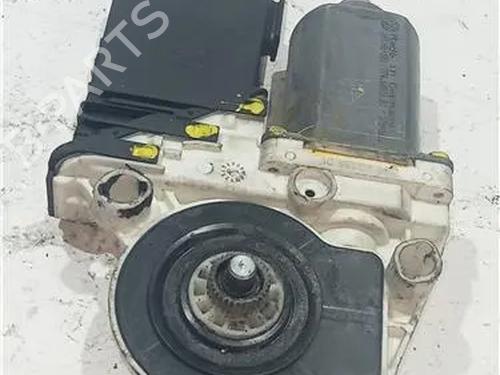 Motor do elevador de vidro frente direito VW GOLF IV (1J1) 1.4 16V (75 hp) 23912823