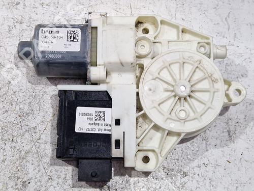 Used Right front window motor FIAT 500X (334_) 1.6 D Multijet (334AXA1B, 334AXA11) (120 hp) 30777751