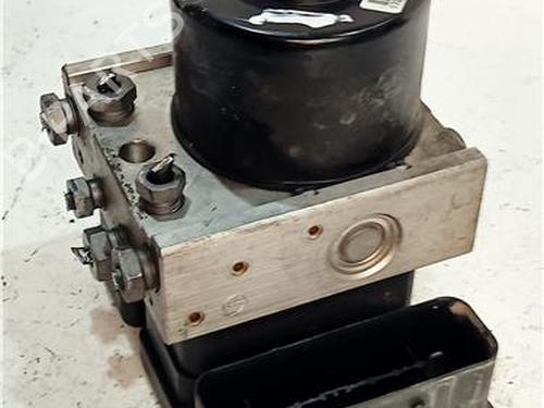Used ABS pump FORD FIESTA VI Van 1.4 TDCi (70 hp) 23909710