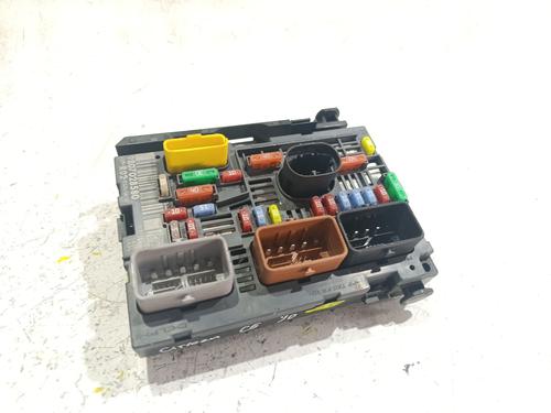 Used Fuse box Fuse box 38720274 38720274