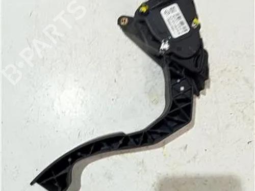 Pédale RENAULT LAGUNA II Grandtour (KG0/1_) 1.9 dCi (KG0G) (120 hp) 23929377