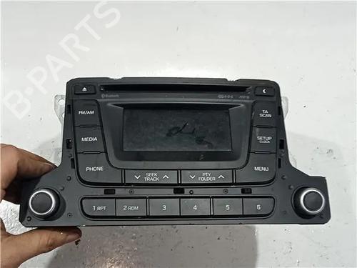 Used Radio HYUNDAI i30 (FD) 1.6 (116 hp) 23915981