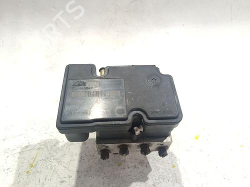 Used ABS pump ABS pump SUZUKI GRAND VITARA I (FT, HT) 2.0 HDI 110 16V 4x4 (SQ420D, TD83V, JA420WD) (109 hp) 39987695 39987695