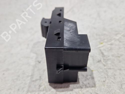 Right front window switch OPEL ZAFIRA TOURER C VAN (P12) 2.0 CDTi (75) | BP30368794I26