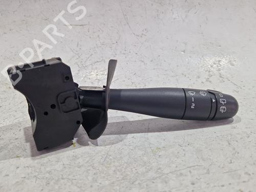 Used Steering column stalk RENAULT CLIO II Hatchback Van (SB0/1/2_) 1.5 dCi (SB07) (65 hp) 32656666